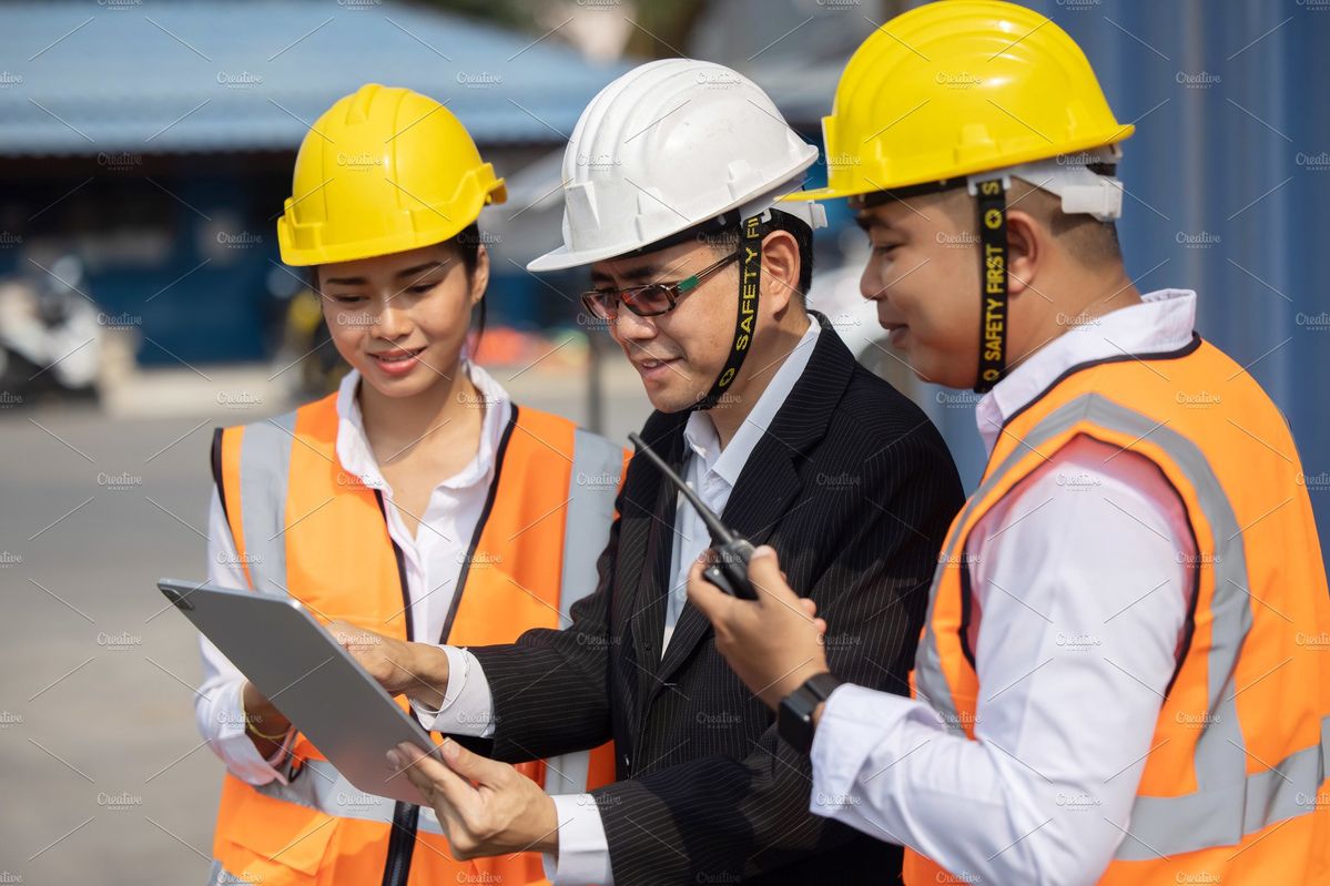 VANTAGE BUILDERS